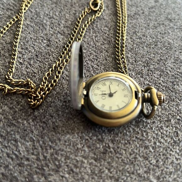 Vintage hand watch    - Picture 3 of 5